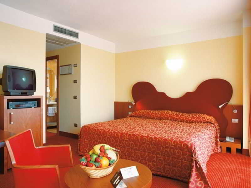 Hotel Color Style, Design & Gourmet